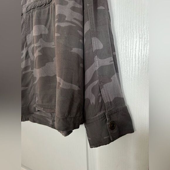 Maurice’s Gray Camo Cinch Waist Jacket‎ - Size Large full zip rayon - Picture 7 of 15